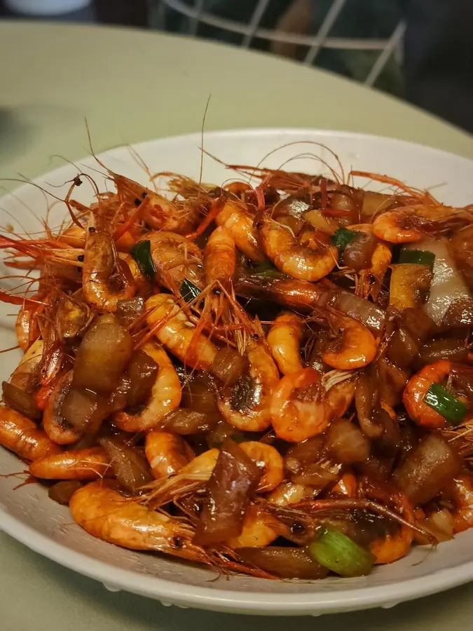 Southern appetizer in summer: Jiumengzi river shrimp step 0