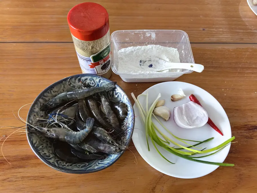 Prawns with garlic and pepper salt step 0