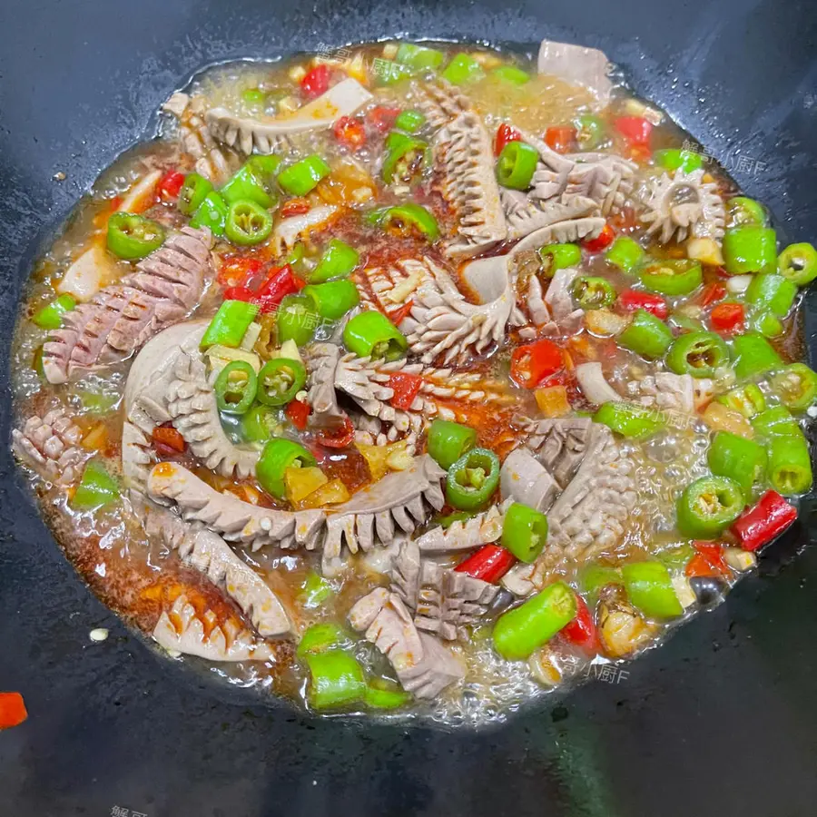 ãŠ™ï¸ Pickled pepper waist flowers, the waist flowers are tender and crispy step 0