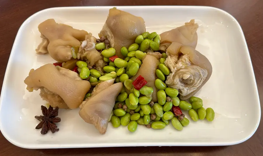 Watch the Olympics appetizer: sake lees pig's trotters step 0