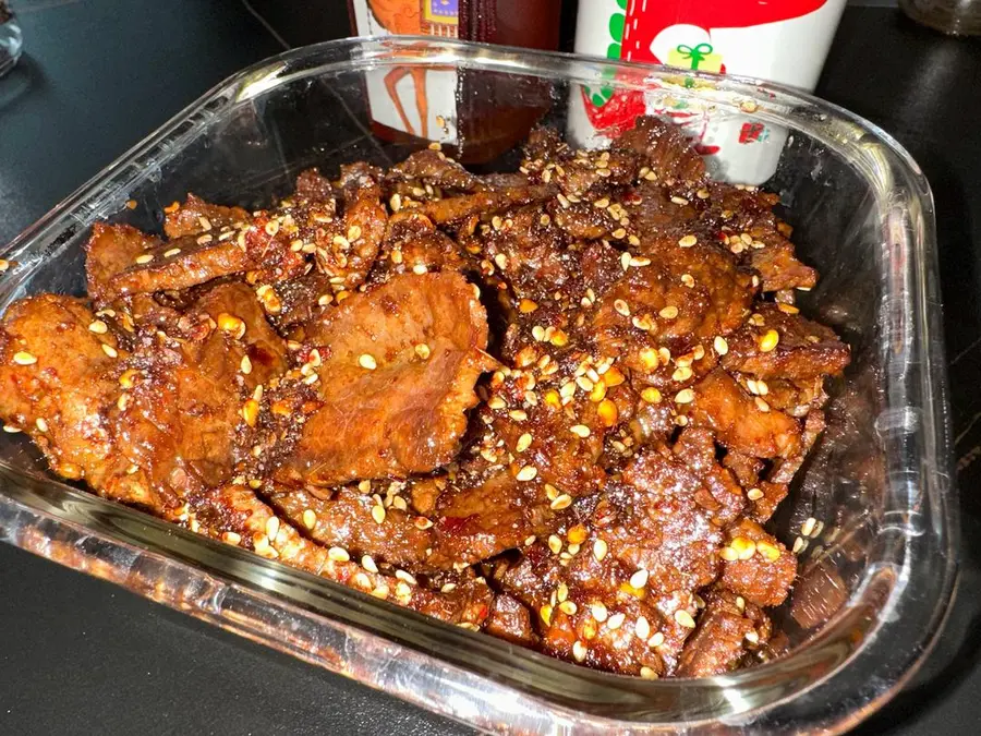 Changde spicy beef (family version of appetizers, noodles as toppings, gluttonous snacks)