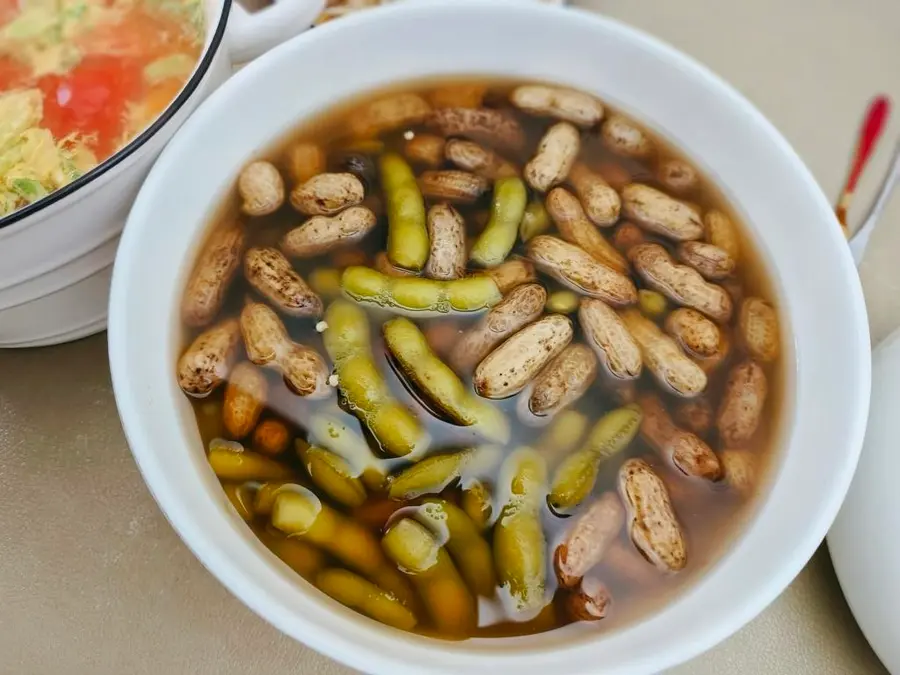 Super simple and delicious salted edamame and peanuts  â”† super suitable appetizer â”† Chilled for better taste step 0