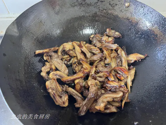 Spicy cumin crispy bones step 0