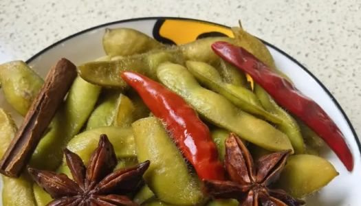 Five-spice salted edamame