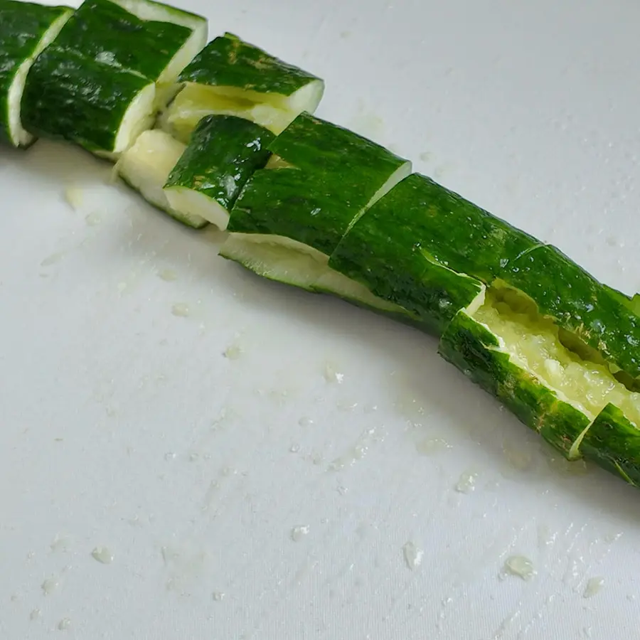 Late night sake! Cucumber with preserved eggs step 0