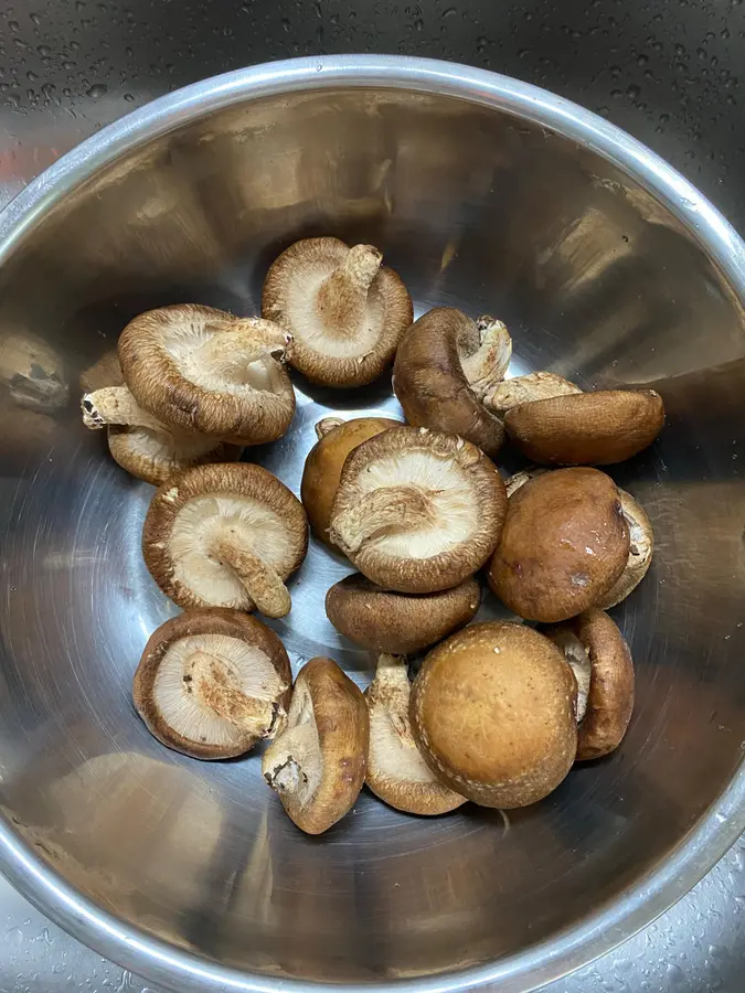 Barbecue mushrooms in the palm of your hand step 0