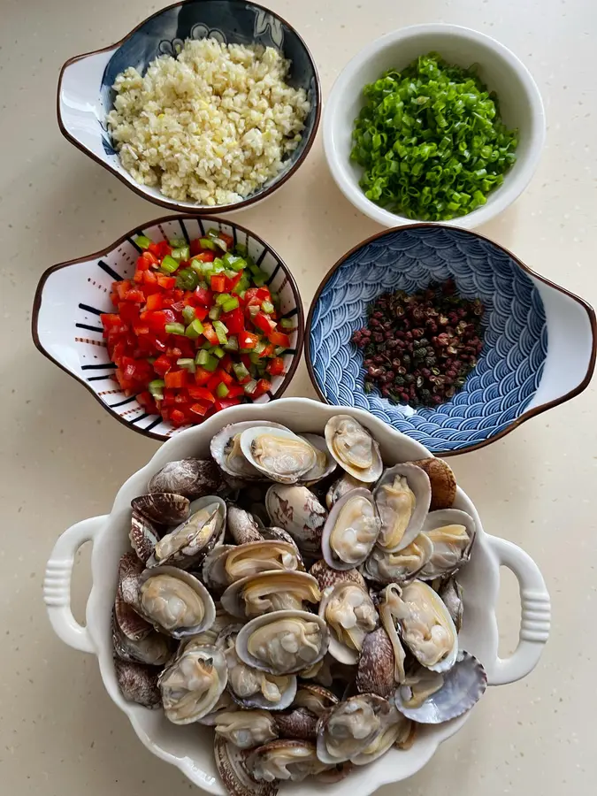 Spicy fried clams that don't get old enough (flower clams, flower nails) step 0