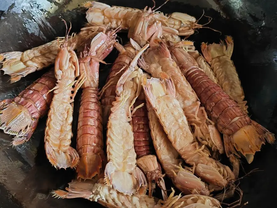 Homemade pipi shrimp step 0