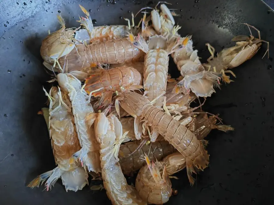 Homemade pipi shrimp step 0