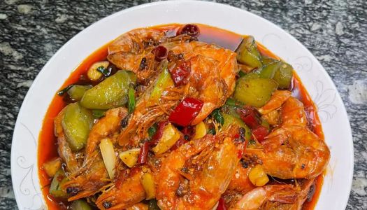 ㊙️ Spicy prawns are more delicious than spicy crayfish, and the meat is firm and tender