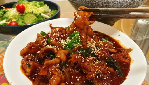  Korean flavor • hot and spicy chicken feet 