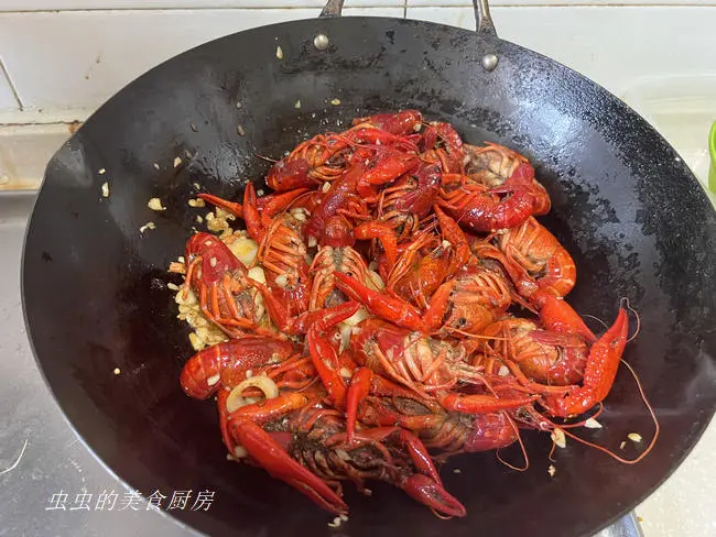 Taste crayfish step 0