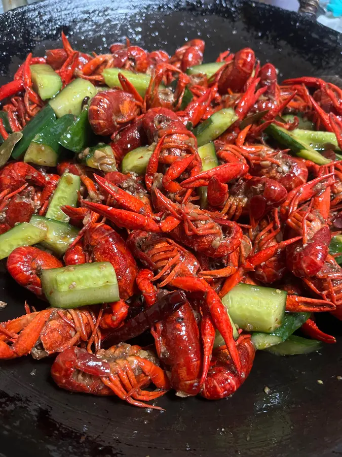 Spicy crayfish step 0