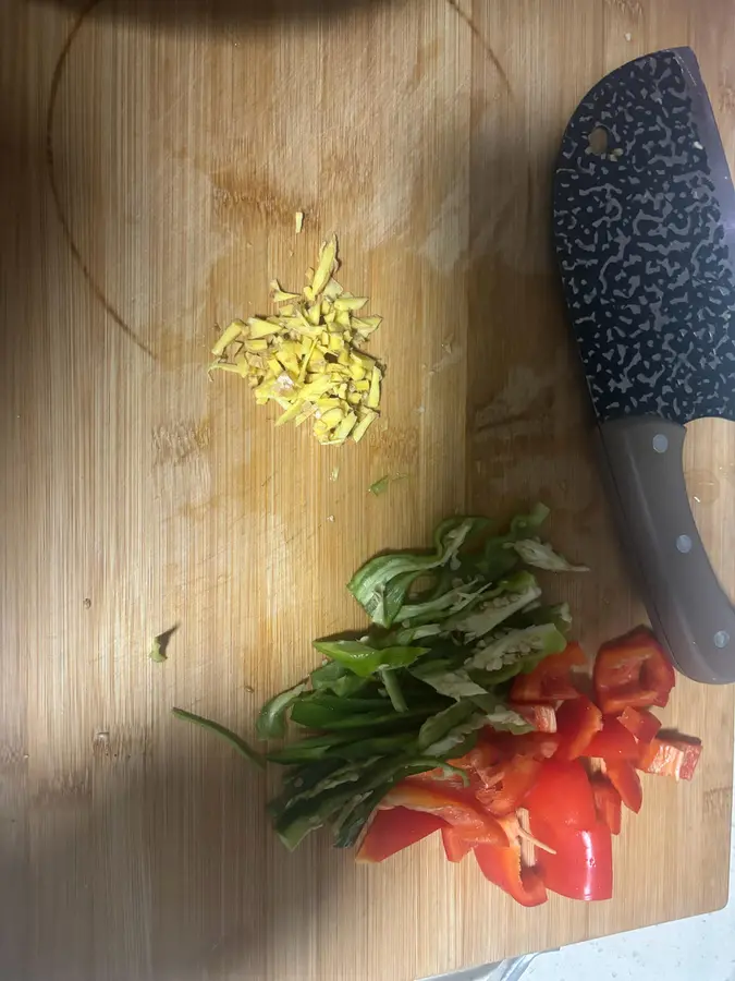 Stir-fried river prawns step 0