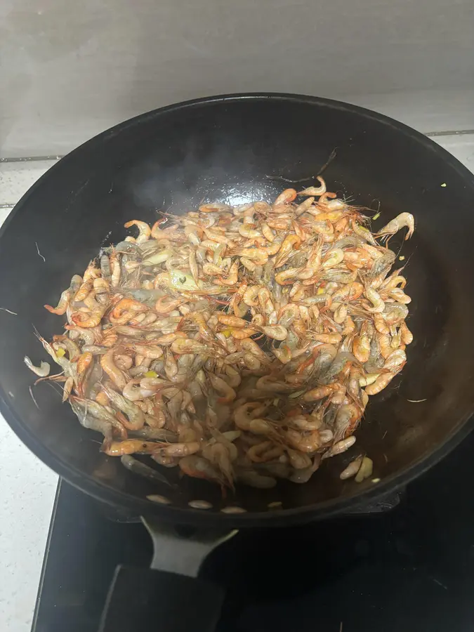 Stir-fried river prawns step 0