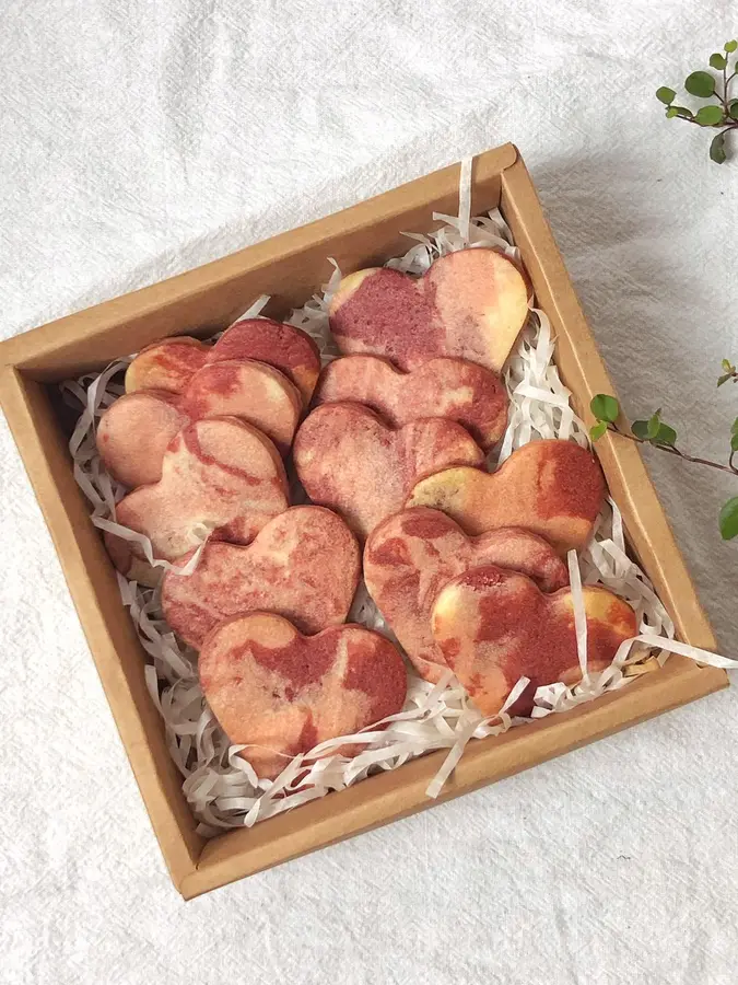 Heart-shaped lattice cookies for Valentine's Day confessions step 0