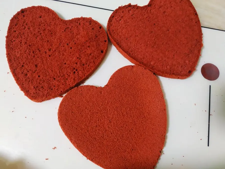 Valentine's Day cake (8-inch heart-shaped or 6-inch round red velvet cake) step 0