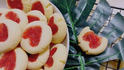 Valentine's Day mold-free love ❤️ cookies