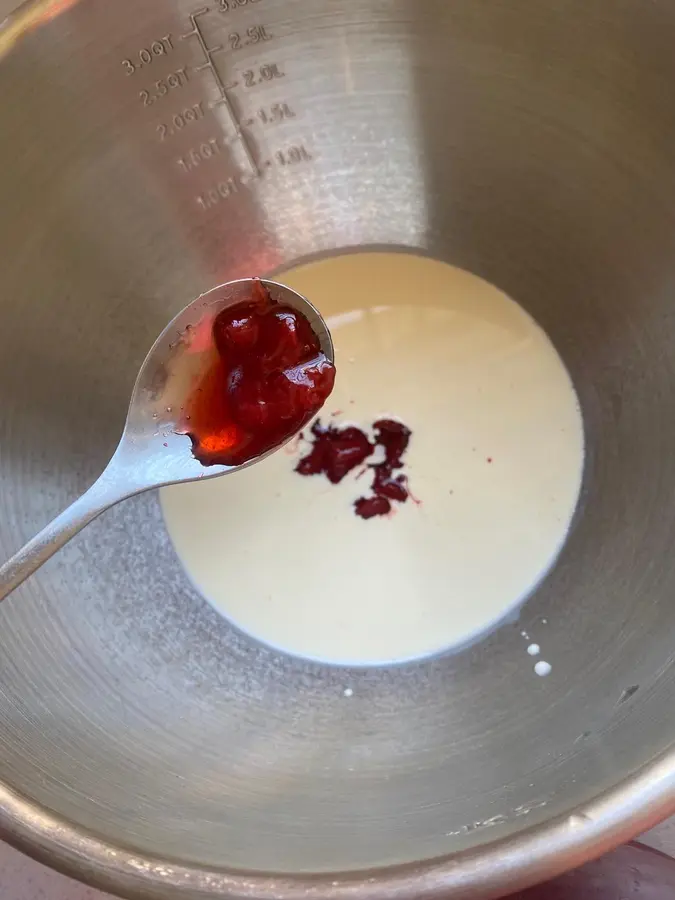 Make a (love strawberry cake roll ) for a loved one on Valentine's Day , full of  you step 0