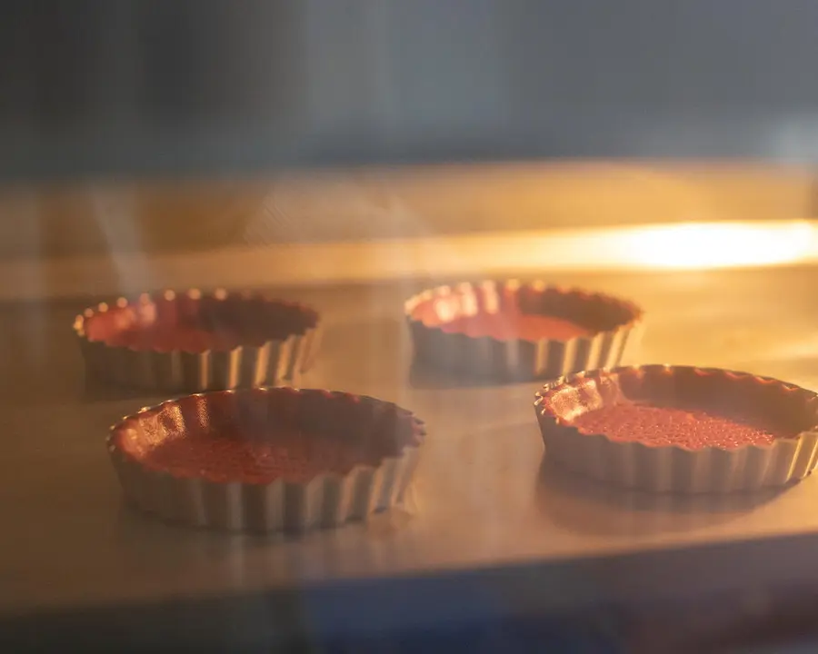 ã€Valentine's Day Specialã€‘Red velvet cheese tart step 0