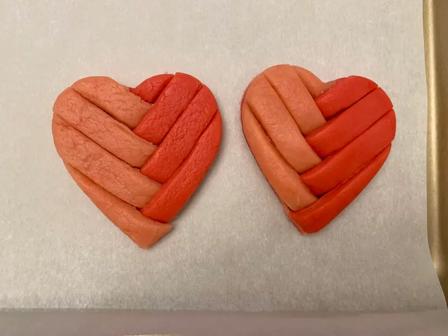 Two kinds of Valentine's Day cookies step 0