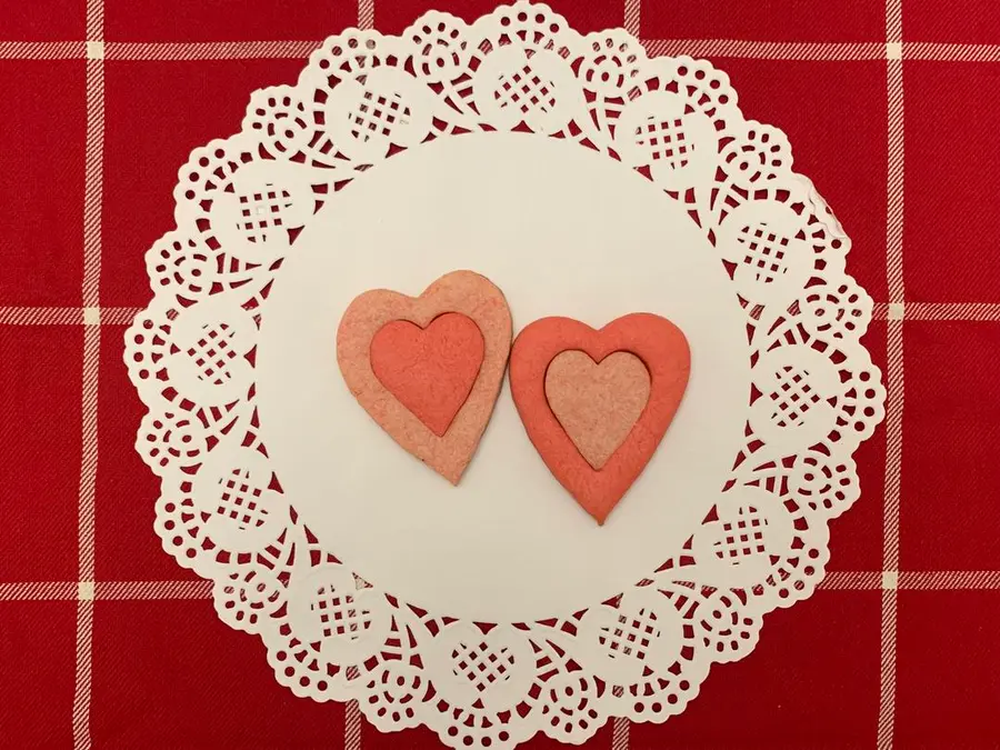 Two kinds of Valentine's Day cookies step 0