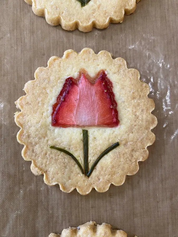 Valentine's Day presents you with romantic  tulip cookies step 0