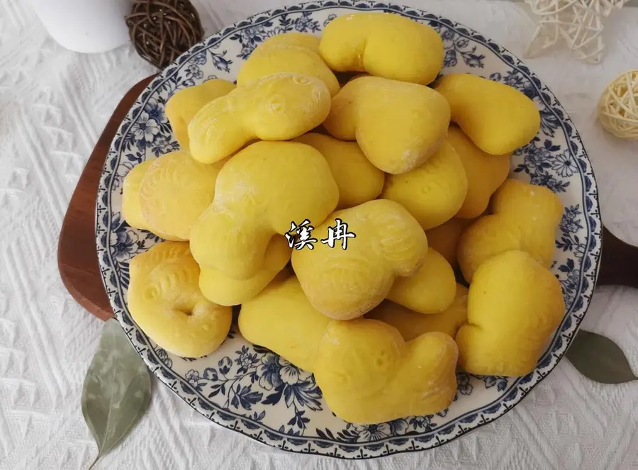 The traditional Jiaodong festival of the Qixi Festival features golden pumpkin and fruit step 0