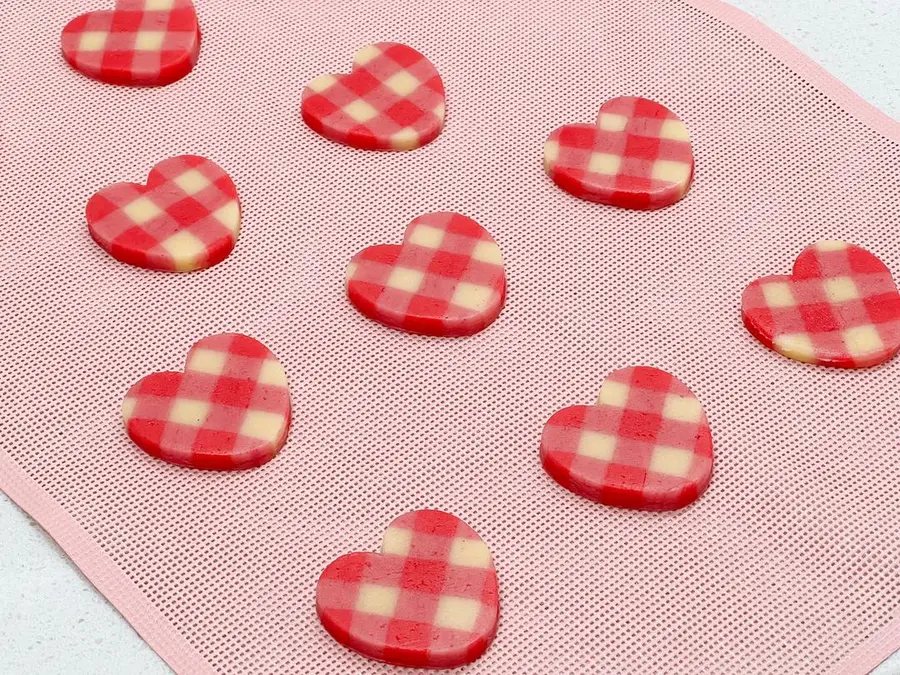 Tanabata confession gift Valentine's Day love vanilla cookies Plaid biscuits step 0