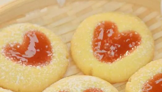 Valentine's Day ♥️ strawberry jam love cookies  are sweet and sour, crispy and super simple