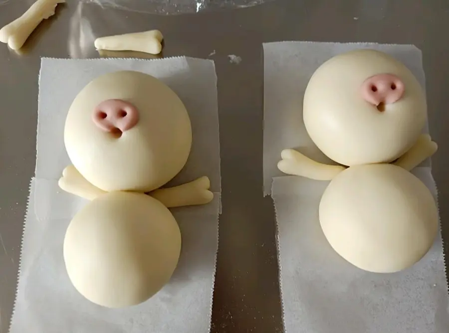 Bikini couple pig cartoon steamed buns step 0