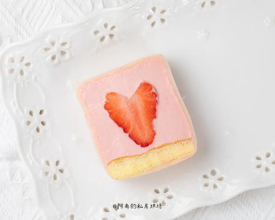 【Valentine's Day Special】Strawberry white jade roll