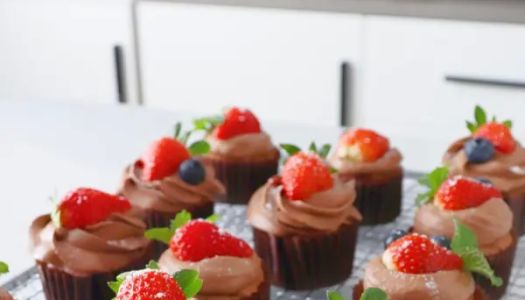 【Chocolate Cupcakes】|Sweet holiday desserts