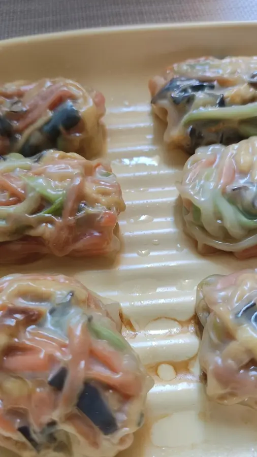 Vegetarian crystal rolls