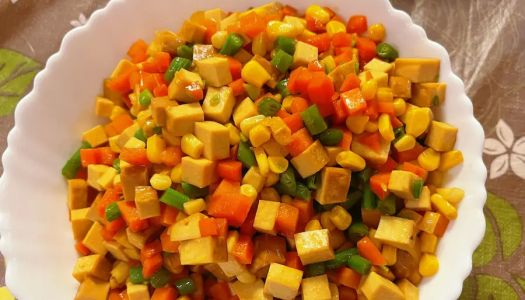 Stir-fried bean curd cubes with vegetarian vegetables