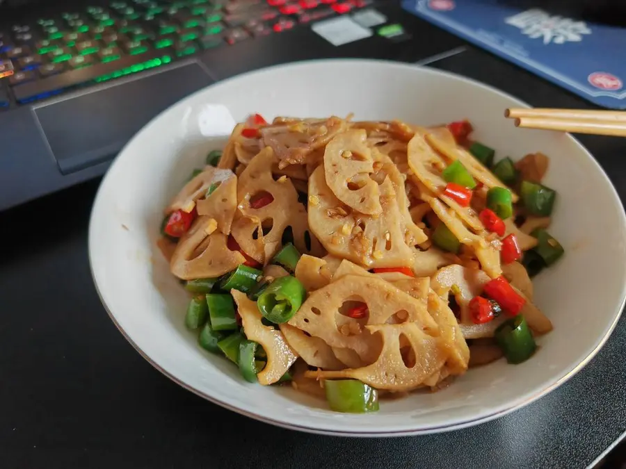 Hot and sour lotus root slices step 0