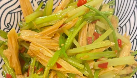 Stir-fried yuba with parsley