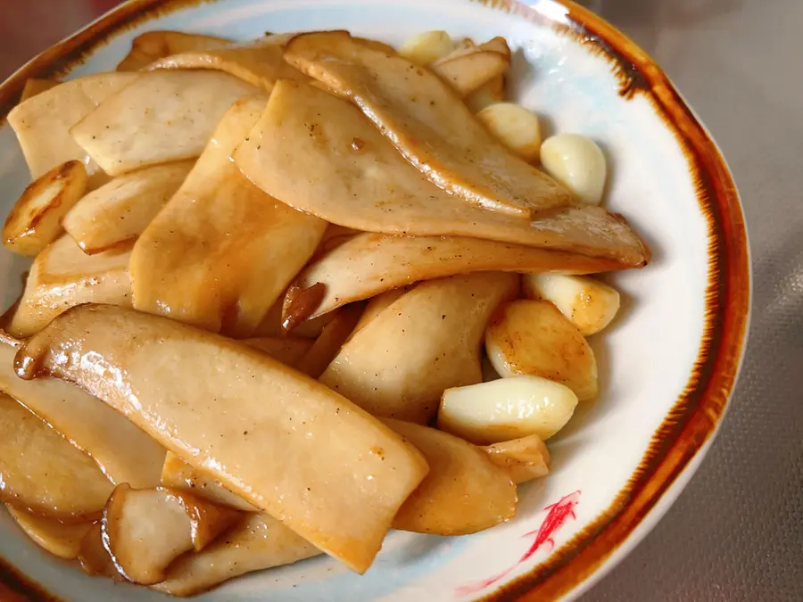 Pan-fried king oyster mushrooms step 0