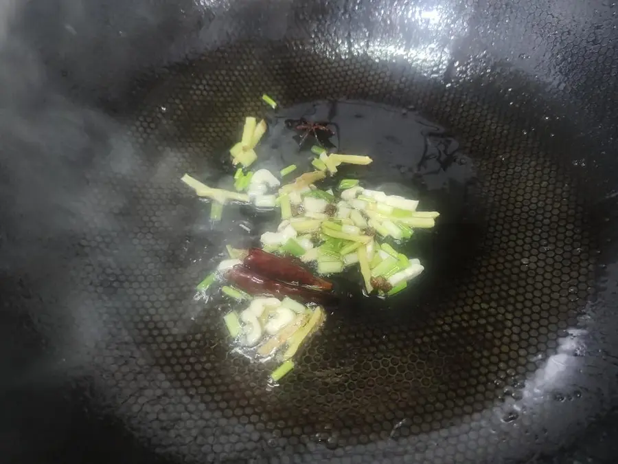 Stir-fried shredded radish step 0