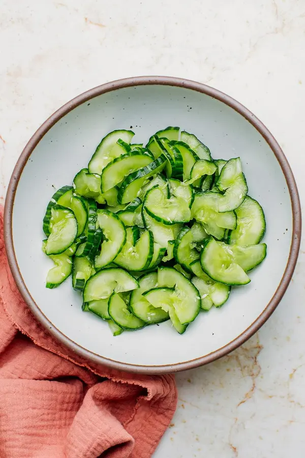 ã€Vegetarian Recipeã€‘Vegetarian chicken and cucumber salad step 0