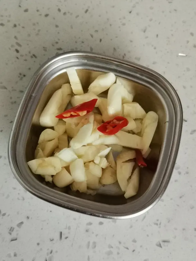 Vegetarian stir-fried cabbage step 0