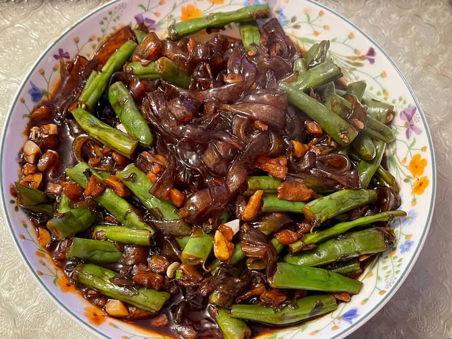 Grandma's stewed bean vermicelli