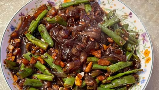 Grandma's stewed bean vermicelli