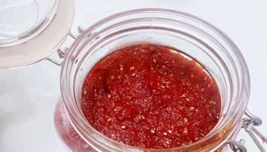 Staple Vanishing Sauce - Homemade vegan fresh pepper sauce