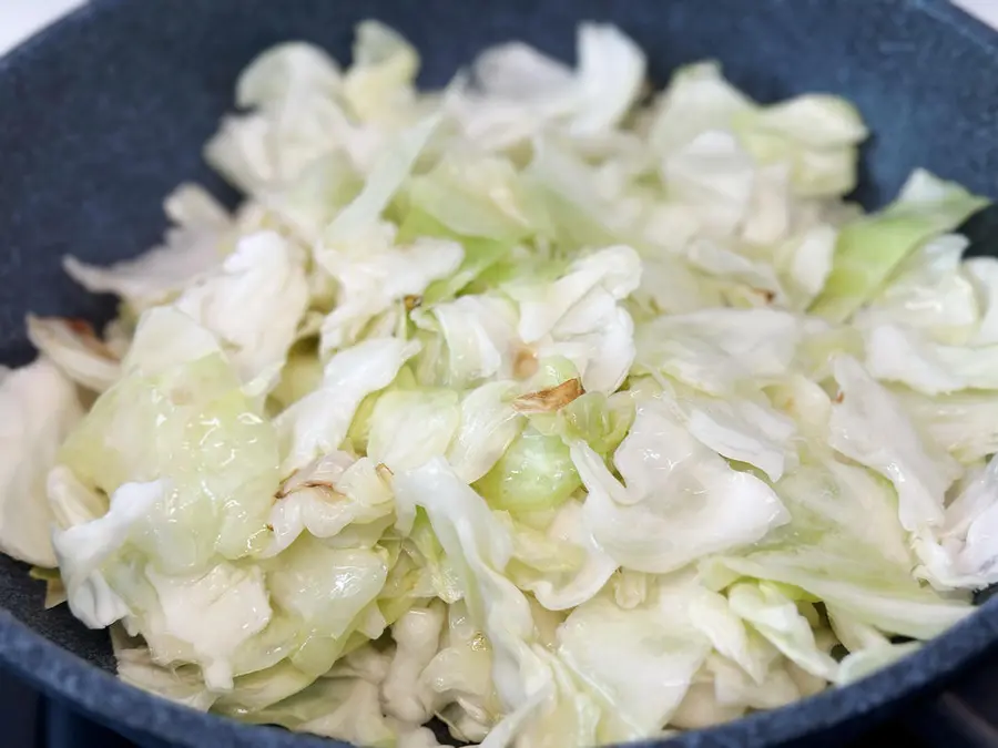  Shredded cabbage step 0