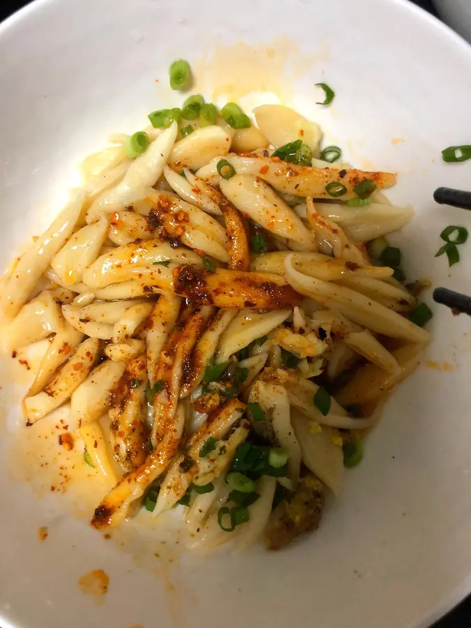 Ten minutes of fast hand scissor noodles, my husband's favorite supper step 0