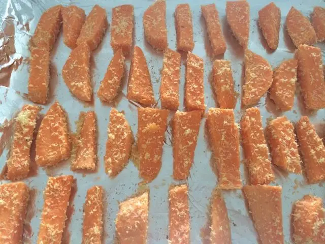 Roasted sweet potato fries with grated coconut (healthy snack) step 0