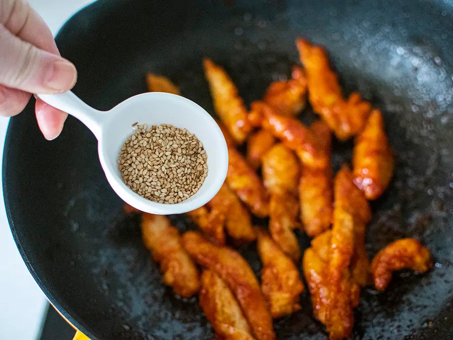 No frying! It's super easy!! Reproduction of popular street snacks|Korean-style spicy chicken fillet step 0