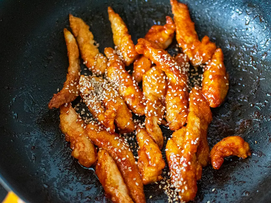 No frying! It's super easy!! Reproduction of popular street snacks|Korean-style spicy chicken fillet step 0