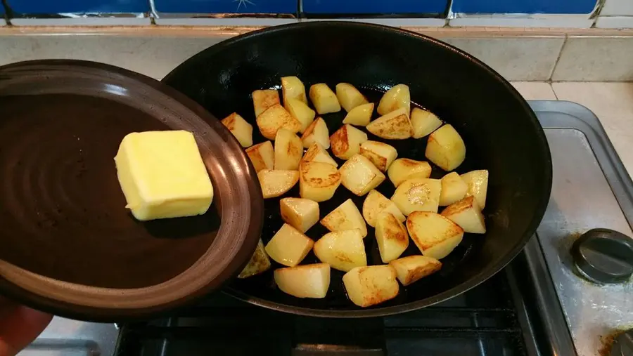 Garlic potato step 0